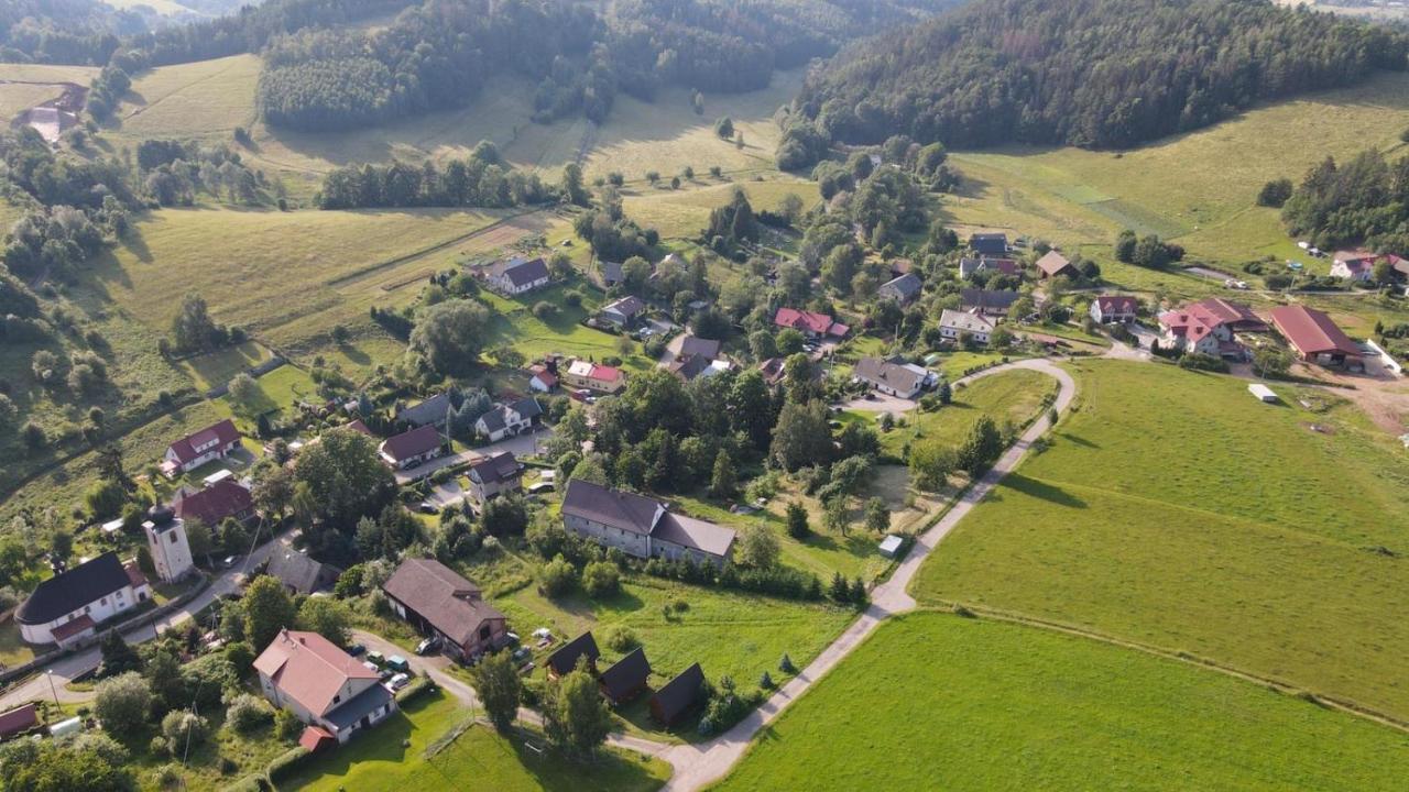 Pokoje Goscinne Art- Dworek Kudowa-Zdrój Esterno foto