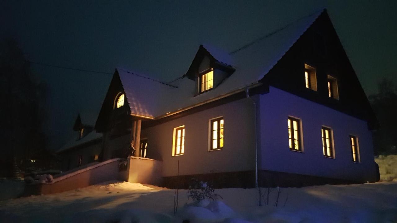 Pokoje Goscinne Art- Dworek Kudowa-Zdrój Esterno foto